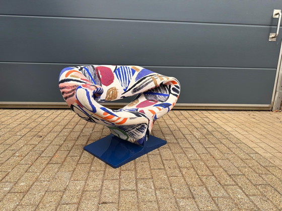Image 1 of Artifort Ribbon chair by Pierre Paulin in fabric by Pierre Frey: La Toile du Peintre. In mint condition!! Condition: 10/10!