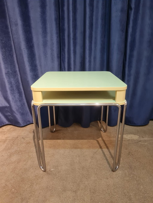 Table de salle à manger tubulaire