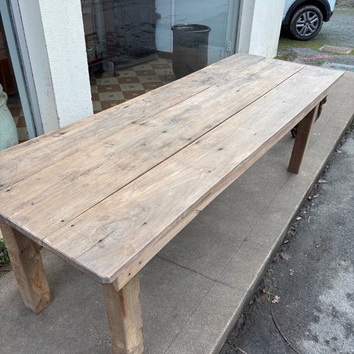 Mesa de granja de madera