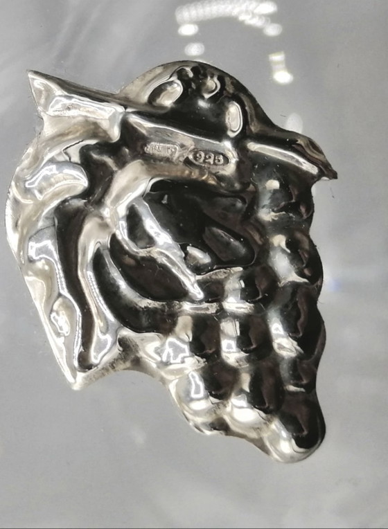 Image 1 of Jarra de vidrio soplado con uvas de plata 925.