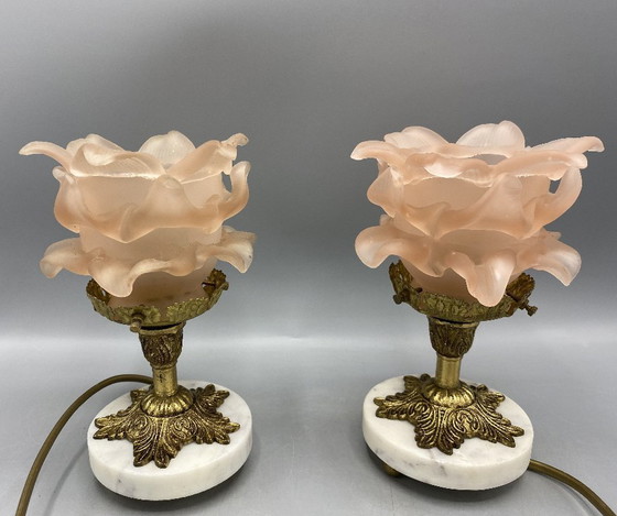 Image 1 of Ensemble de 2 lampes de table Art nouveau • Abat-jour en verre dépoli rose en forme de fleur
