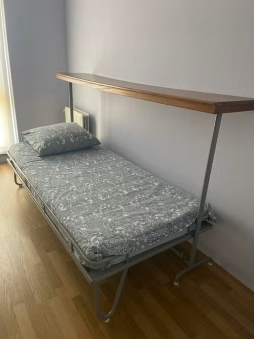 Letto pieghevole con piano in legno - anni '60