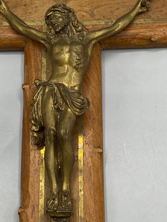 Eikenhouten en verguld messing wandkruisbeeld – Christusfiguur – Decoratieve objecten, Brass (photo 3 of 6)