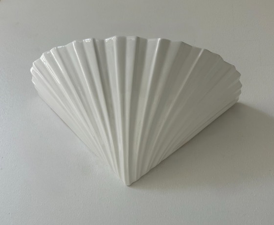 Image 1 of Lampada da parete a conchiglia in porcellana, Francia 1970