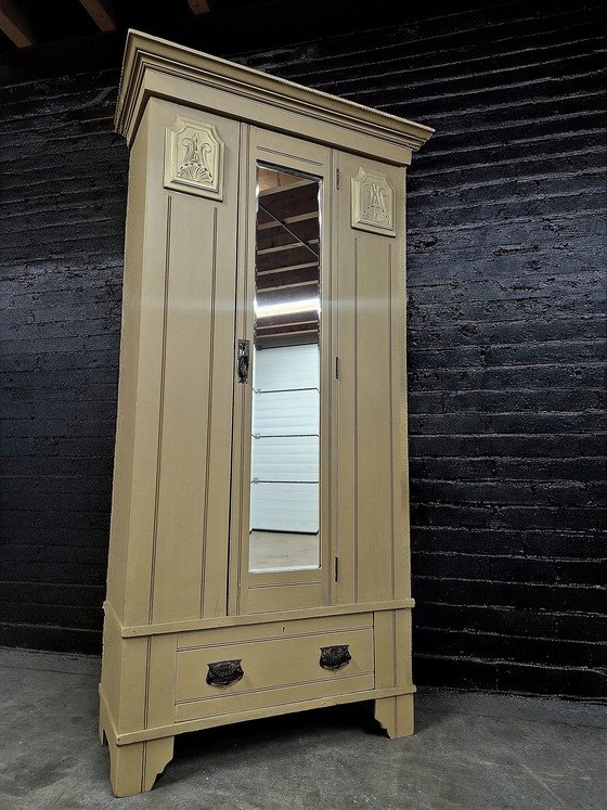 Image 1 of Hallway cupboard / Linen cupboard / Single-door cupboard / Wardrobe