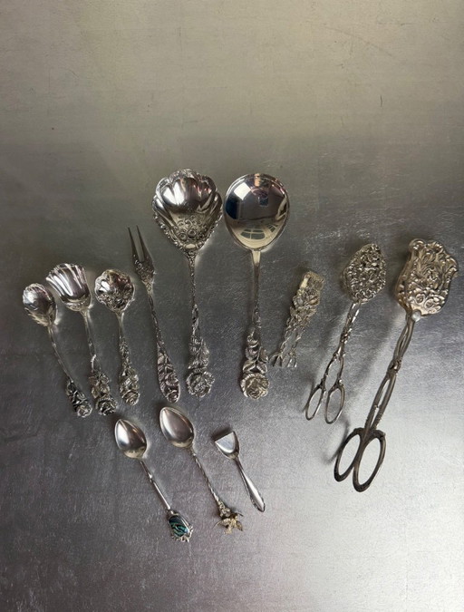 Original Silber-Konvolut – 12 Teile – 800/835 Silber & Silberauflage – Sammlerstücke – besteksets, Silver