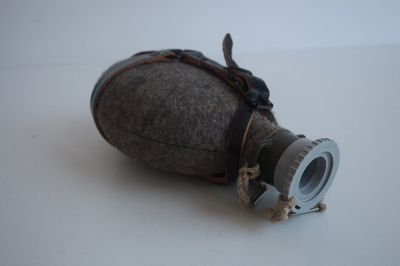 Image 1 of Bottiglia dell'esercito retrò ČSLA, 1980 circa