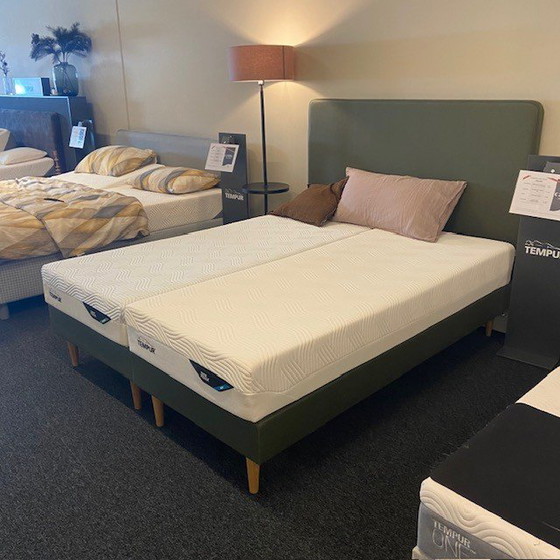 Image 1 of TEMPUR Form box spring - 160x200