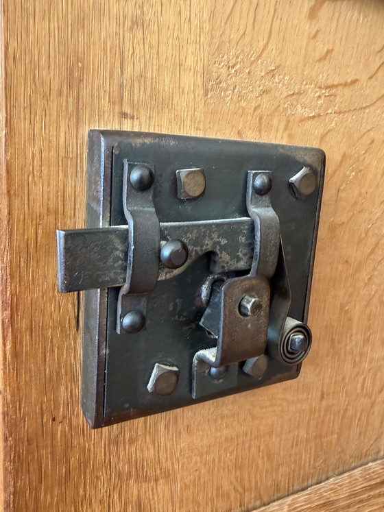 Image 1 of Antieke massief eiken kast Jugendstil / Arts & Crafts