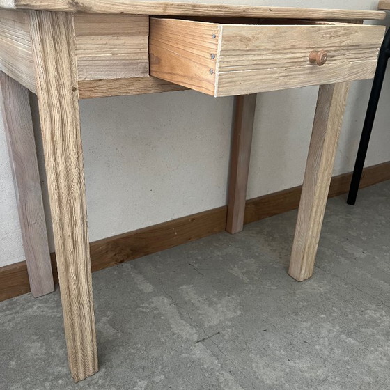 Image 1 of Bureau en bois brut