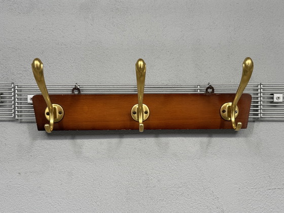 Image 1 of Appendiabiti vintage con ganci dorati - eleganza e carattere