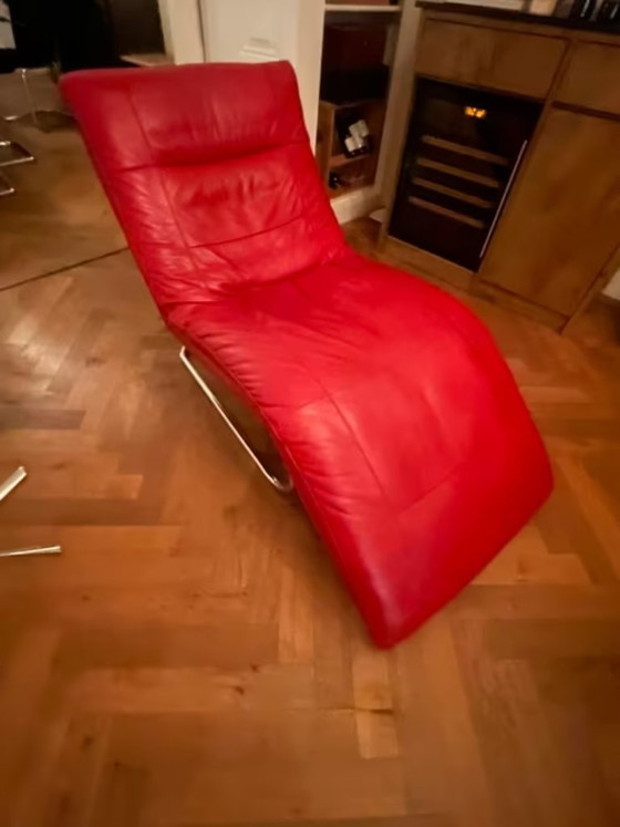 Image 1 of Fauteuil inclinable, modèle Musterring, cuir rouge, très bon état