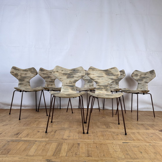 Image 1 of Chaises Grand Prix par Arne Jacobsen pour Republic of Fritz Hansen années 1950