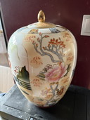 Magnifique vase en porcelaine chinoise avec couvercle