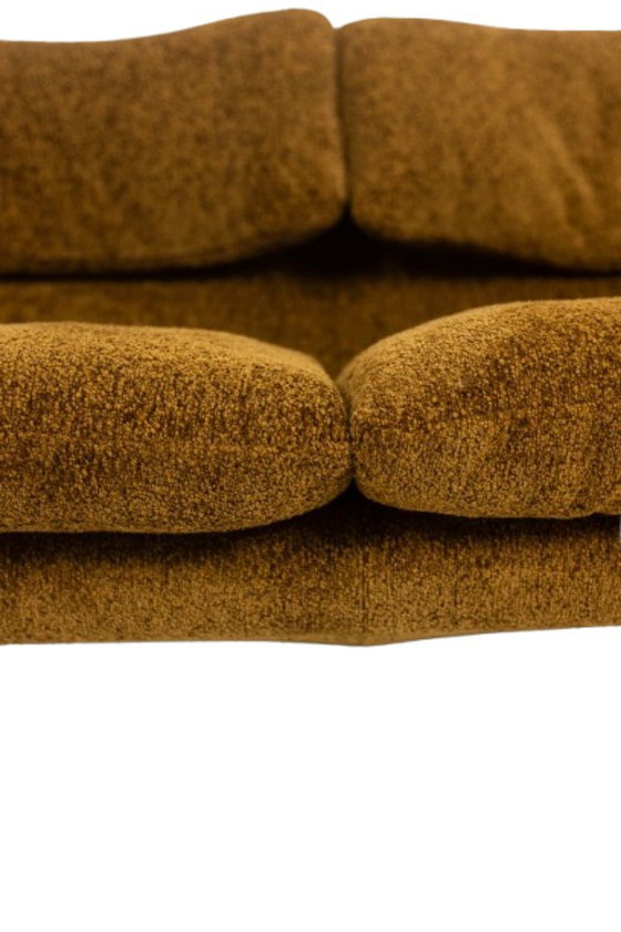 Image 1 of Vico Magistretti. Divano 2 posti modello “Maralunga”. Anni '70.