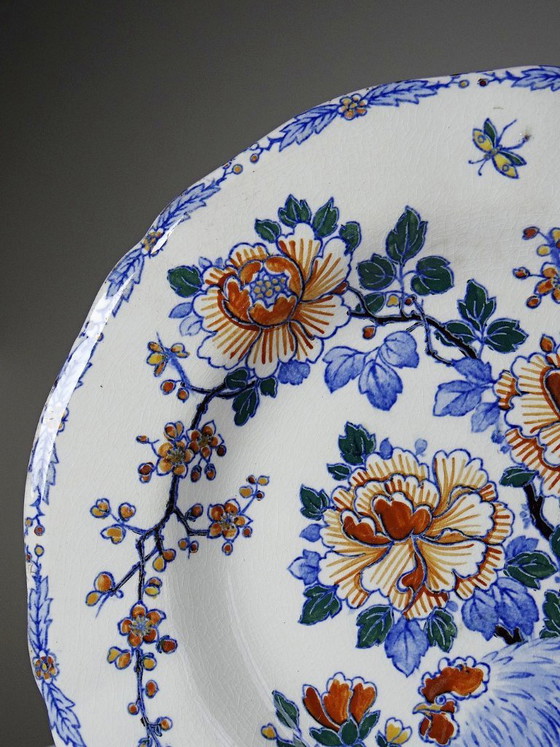 Image 1 of Par de platos antiguos de Gien, con el diseño "Gallo y Peonías", de loza, circa 1900.