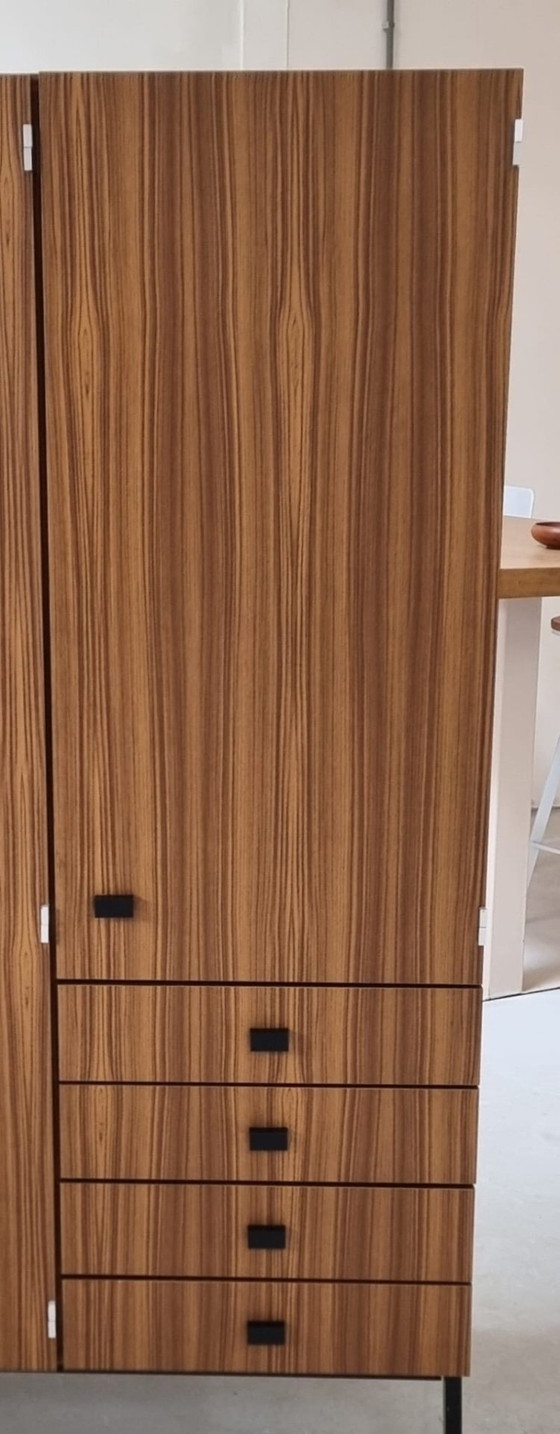 Image 1 of Garderobe der 70er Jahre