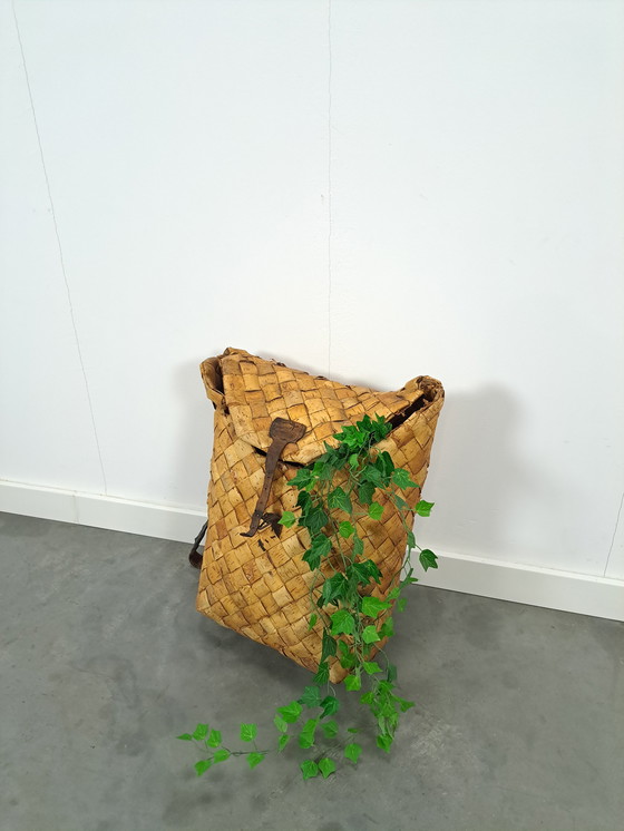 Image 1 of Vecchio cesto per la raccolta della frutta Brocante dalla Svezia