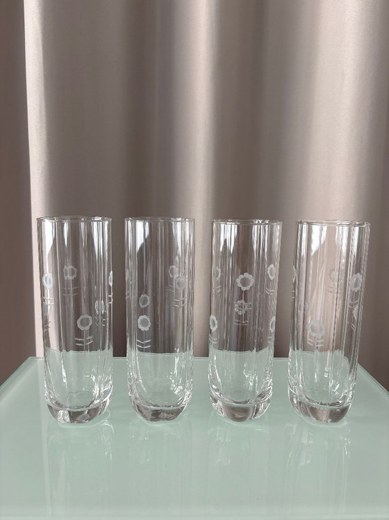 Set of 4 Vintage Etched Floral Highball Glasses – Glass & Decanter (photo 9 of 13)