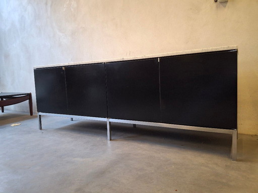 Sideboard Credenza Carrara marble, design Florence Knoll