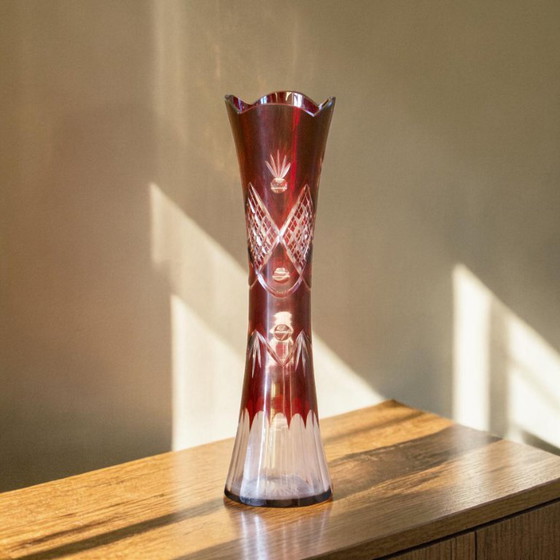 Image 1 of Antique ruby ​​vase in wheel-cut Bohemian glass