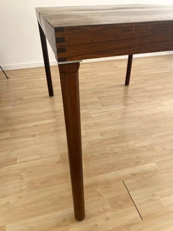 Image 1 of Table (120 x 85 x 73cm)