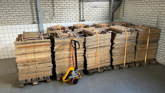 Partij Van 75 Hardhouten Klapstoelen ‘80 – Wood, Metal (photo 5 of 6)