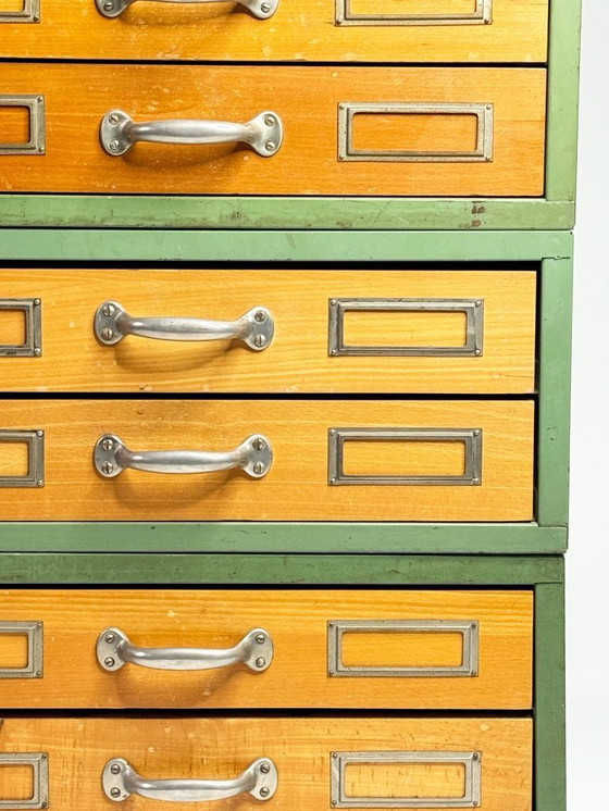 Image 1 of Armadietto per attrezzi/farmacia d'epoca della RDT