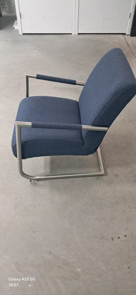 Image 1 of (bargain!) Beautiful Henders & Hazel Angelica Armchair AS GOOD AS ZGAN!