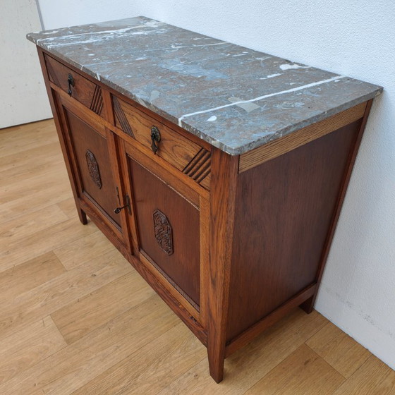 Image 1 of Credenza, cassettiera, comò e mobile da bagno vintage e antichi con piano in marmo.