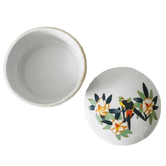 Image 1 of Vintage Oriental jewelry box porcelain flowers & parrots 1970s