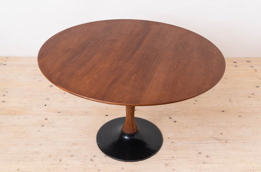 Mid Century Modern Round Dining Table, 1960s, Czechoslovakia, in Eero Saarinen Manner – eettafels, Wood (photo 2 of 5)