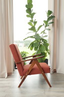 Mid Century Sessel Terracotta Boucle Skandinavisches Design Sessel aus Holz