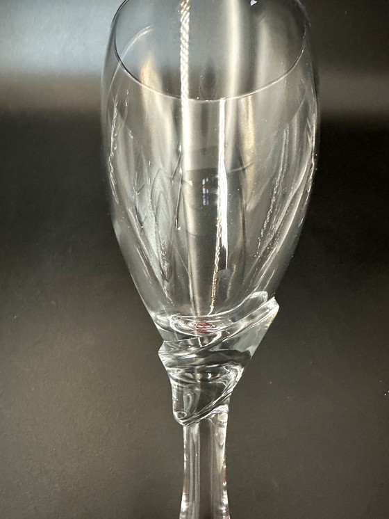 Image 1 of 6 x Wasserglas auf Fuß mit Detail