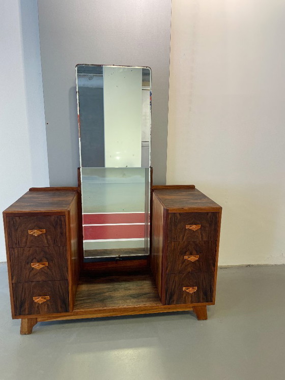 Image 1 of Toeletta Art Déco realizzata in impiallacciatura di palissandro con specchio originale smussato.