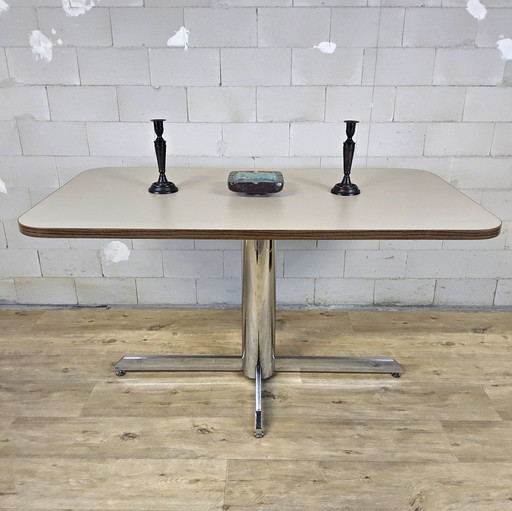 Vintage eetkamer tafel (Eames stijl) chromen poot (70s) houten bald / chromen voet (vintage dining table) mid century 
