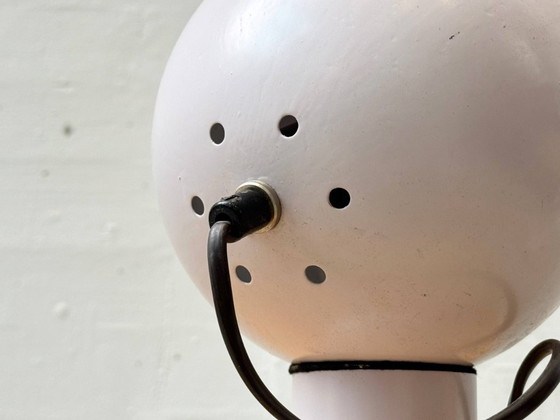 Image 1 of Set di 2 lampade da tavolo a forma di occhio magnetico, color lilla, Italia, anni '70