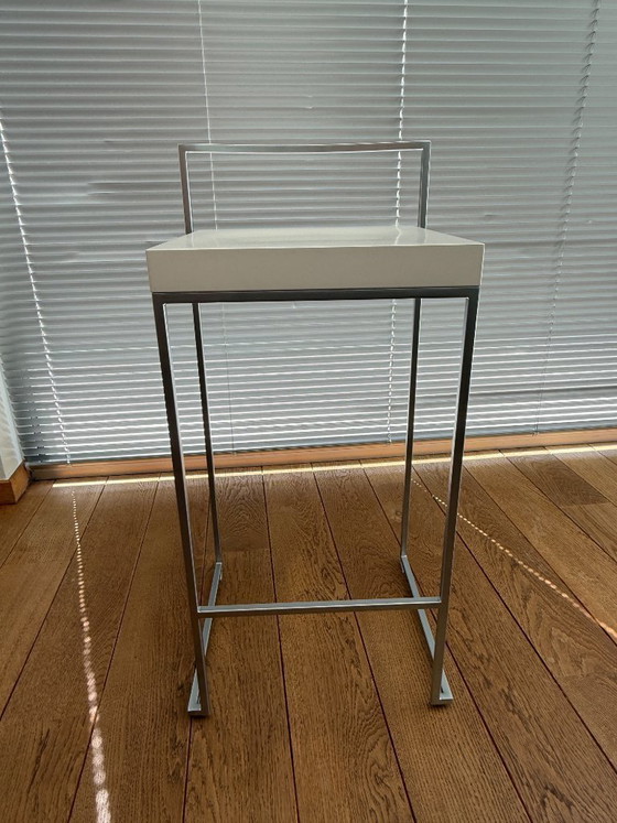 Lapalma CUBO stapelbarer minimalistischer Hocker – Barhocker, polished steel, Wood (photo 3 of 12)