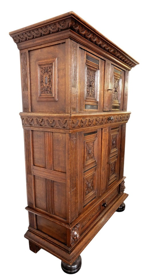 Image 1 of Fino armario Pilaster holandés del siglo XVII