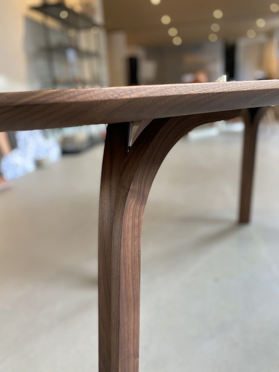 Image 1 of Esstisch aus Walnussholz