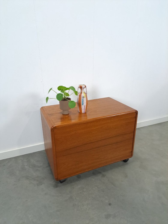 Image 1 of Dyrlund LP-Schrank, TV-Schrank, Audioschrank im Teak-Design