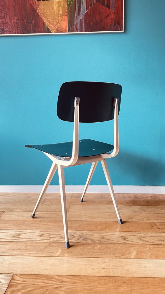 Image 1 of Résultat de la chaise Ahrend vintage