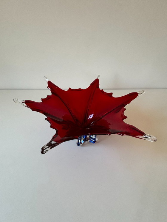 Image 1 of Striking Murano blown glass centerpiece – Ruby red and cobalt blue – Sculptural design