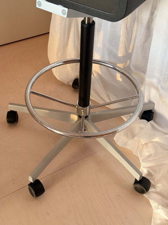 Image 1 of Vitra. 04 Counter chair Maarten van Severen