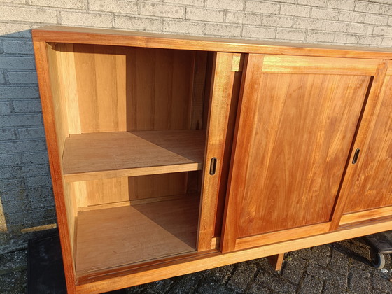 Image 1 of Teakhouten dressoir 