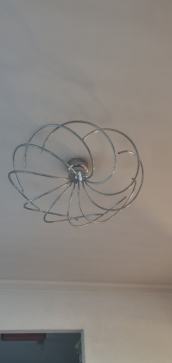 Image 1 of Moderne stijl plaffonier lamp. Geeft een mooi effect op het plafond. Groot ong 85 doorsnee