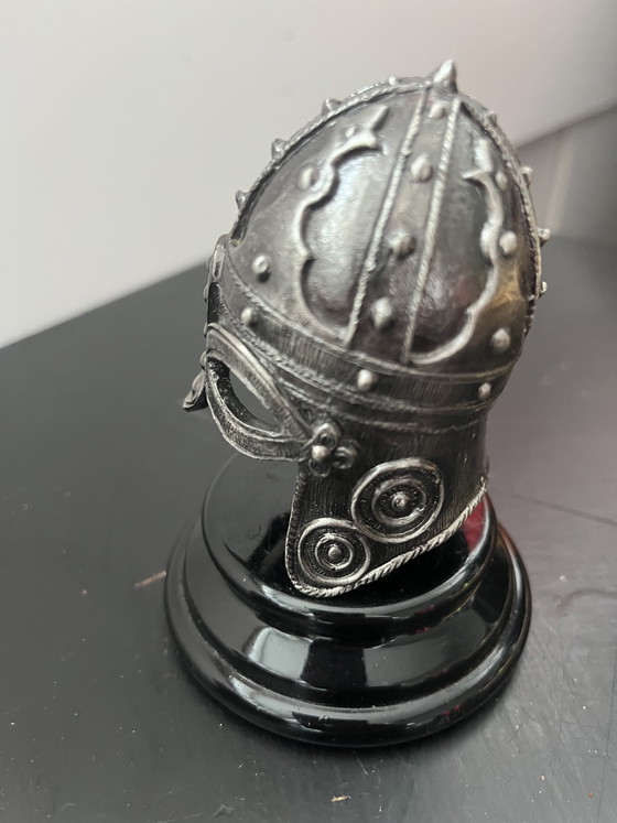 Image 1 of Roemeense helm