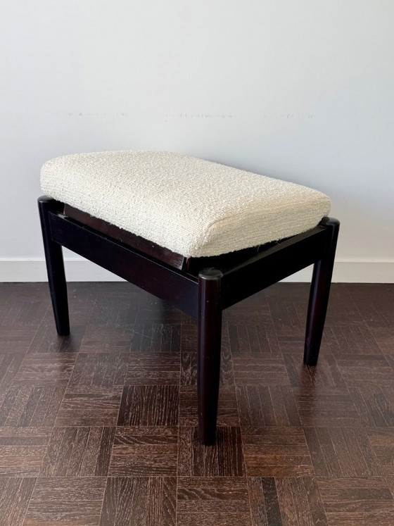 Poggiapiedi Scandinavo Vintage Tessuto Bouclé – Poggiapiedi e pouf, Textile, Wood (photo 5 of 11)