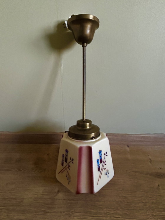 Exklusive Art-Deco-Pendelleuchte aus den 1930er-Jahren – Sechseckiges Opalglas mit Sprühdekor – Art Deco (photo 4 of 9)