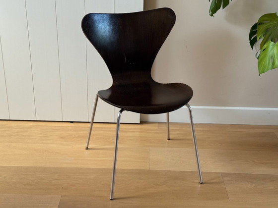 Vlinderstoel Fritz Hansen 3107 Arne Jacobsen vintage 1977 – Eetkamerstoelen, Metal, Wood (photo 6 of 7)